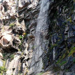 "Вилючинский водопад + купаниев верхне паратунских источниках" июнь – октябрь 1 день ~ 1 чел